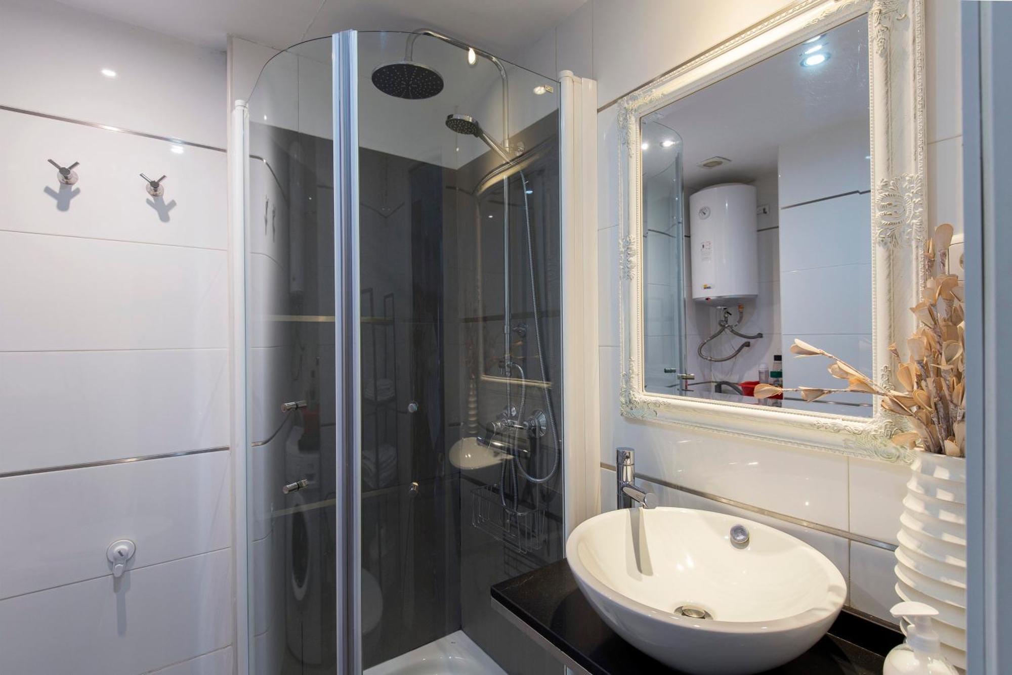 La Marina Suite Málaga Exterior foto